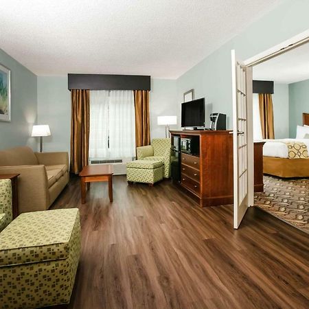 Baymont Inn & Suites Браселтон Экстерьер фото