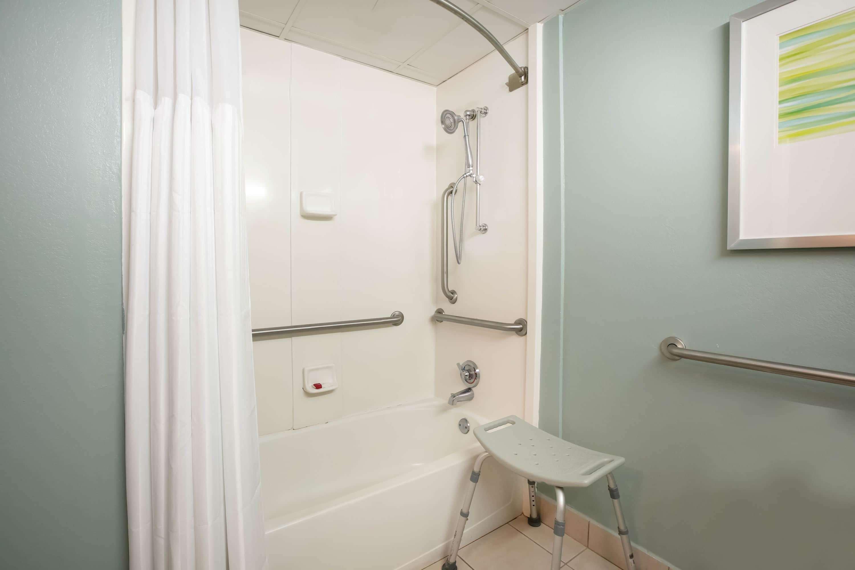Baymont Inn & Suites Браселтон Экстерьер фото