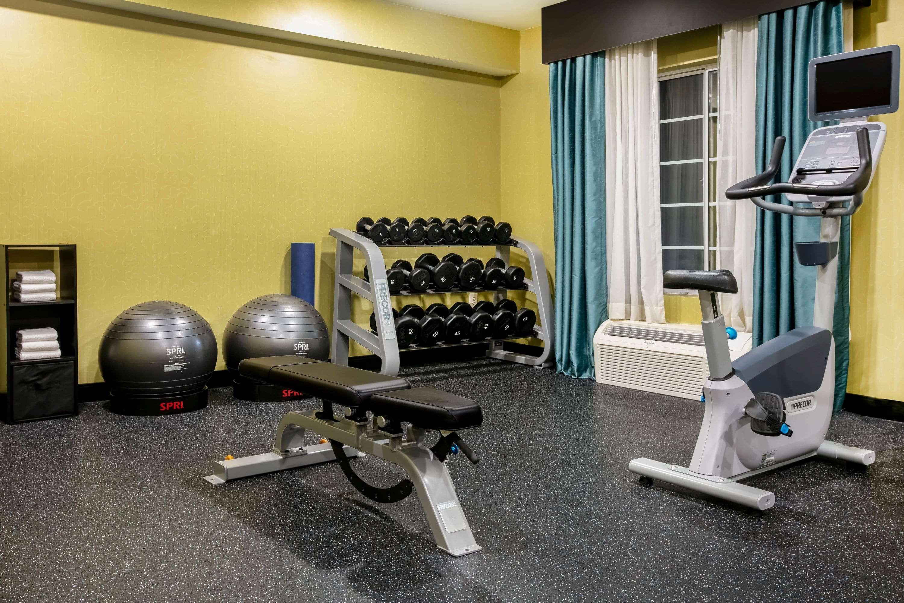 Baymont Inn & Suites Браселтон Экстерьер фото