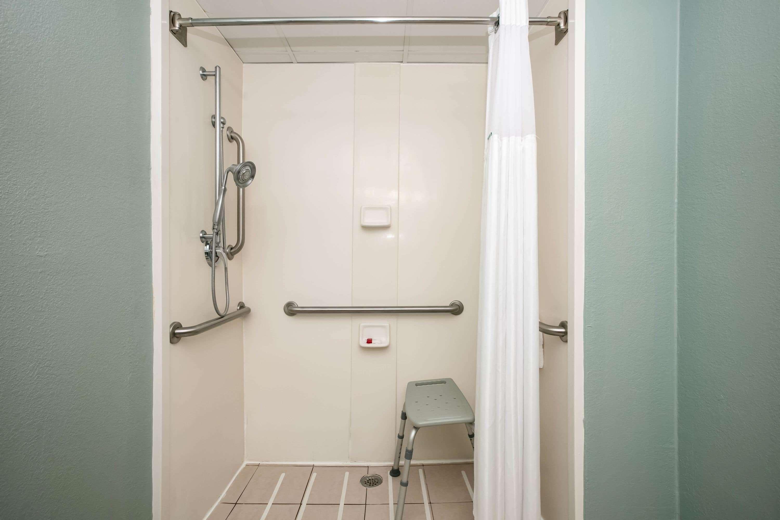 Baymont Inn & Suites Браселтон Экстерьер фото