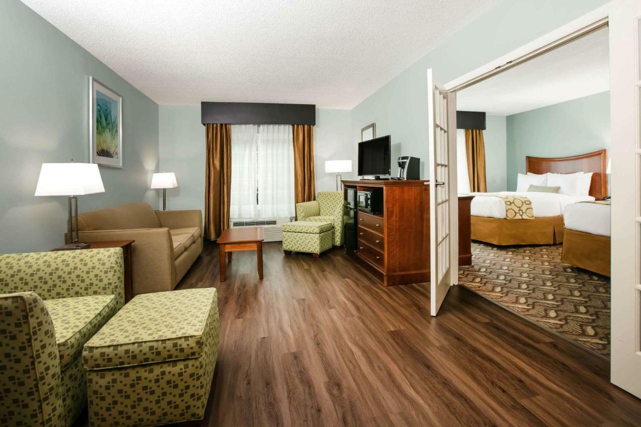 Baymont Inn & Suites Браселтон Экстерьер фото